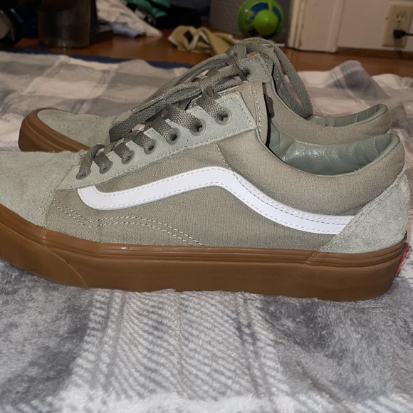 SOLD - Picture 3 of 6